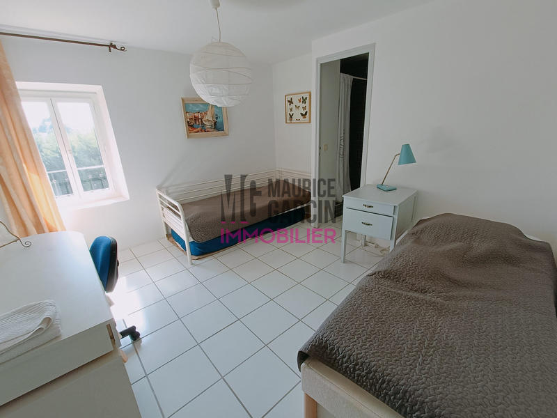 Mas - 380 m² - 10 pièces