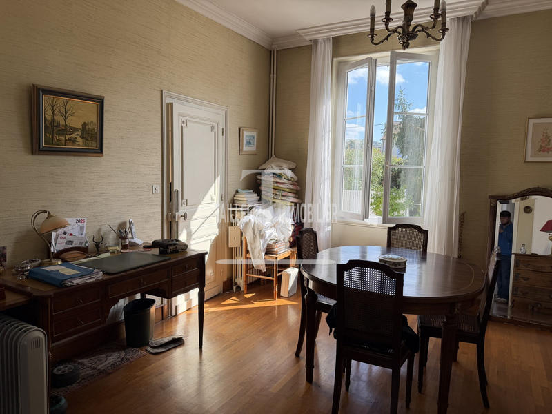 Maison traditionnelle - 94 m² - 3 pièces