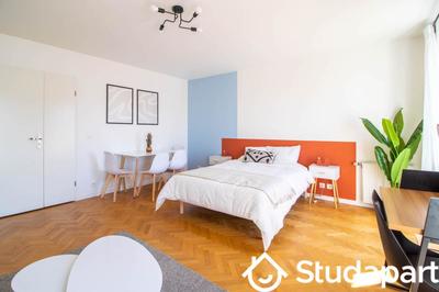 Chambre - 11 m² - 1 pièce