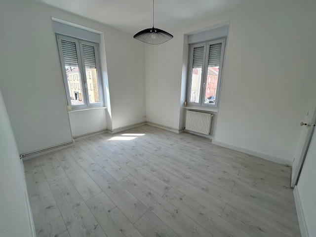 Appartement - 83 m² - 4 pièces