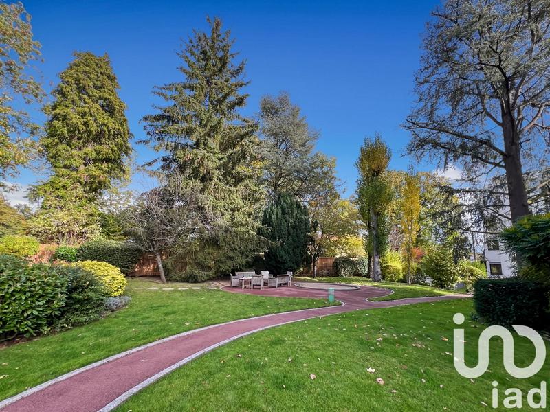 Appartement - 206 m² - 9 pièces