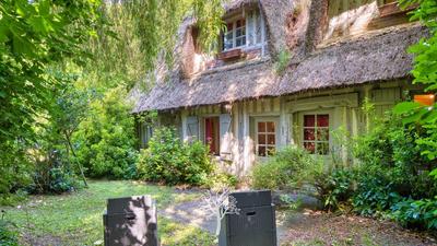 Chaumière - 198 m² - 6 pièces