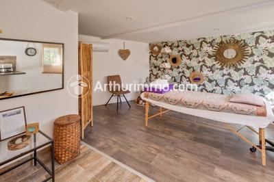 Maison - 224 m² - 6 pièces