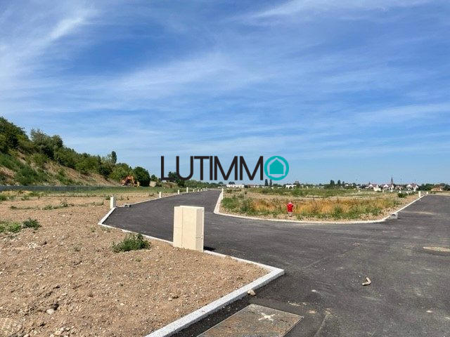 Terrain - 739 m²