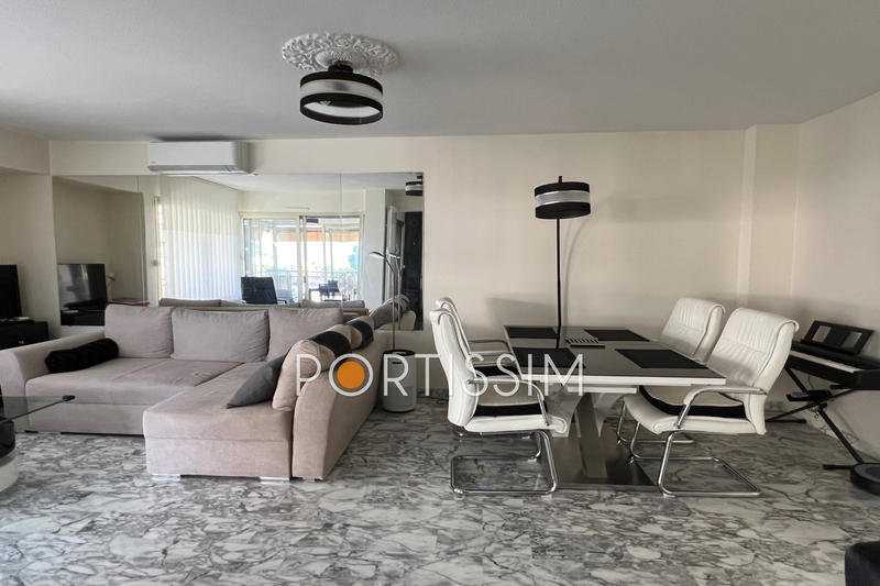 Appartement - 75 m² - 3 pièces