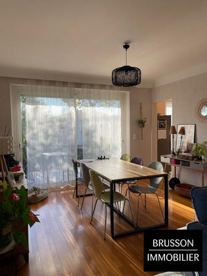 Maison - 111 m² - 4 pièces