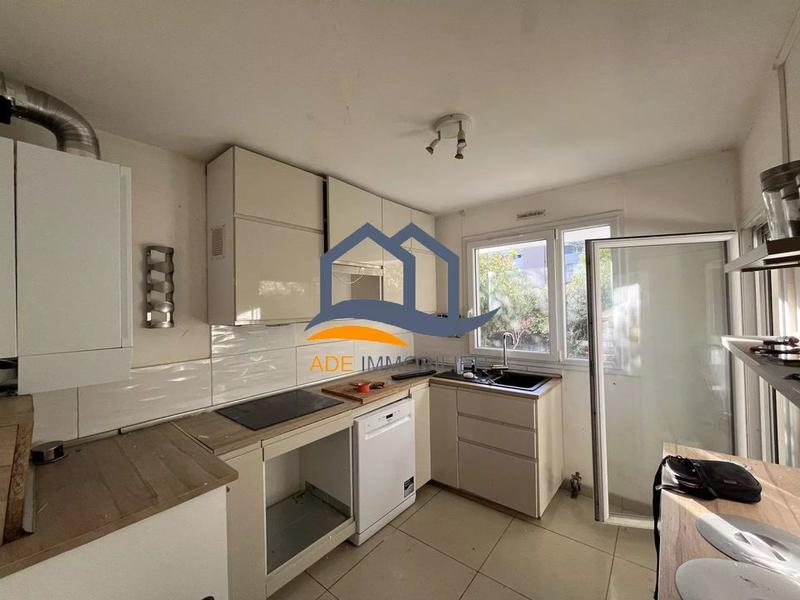 Appartement - 92 m² - 5 pièces