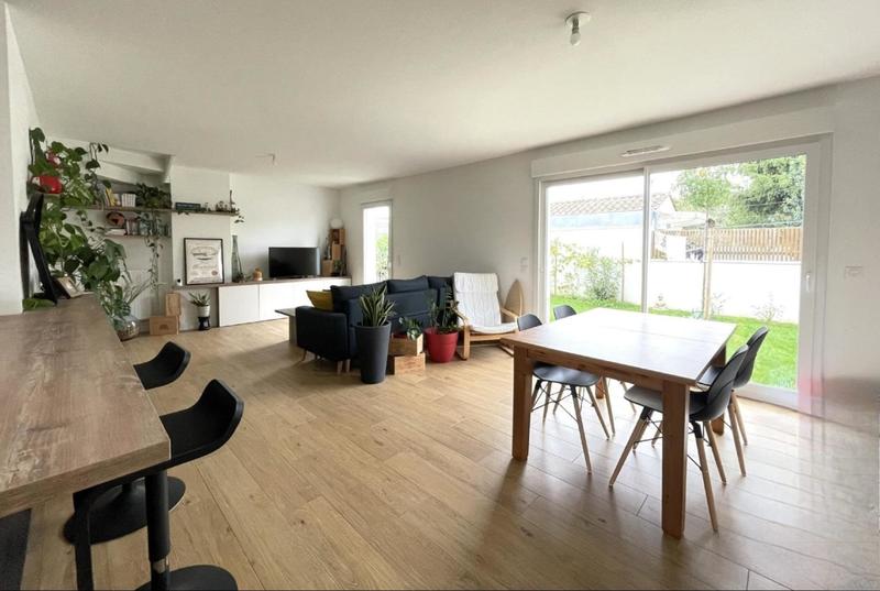 Maison - 101 m² - 5 pièces