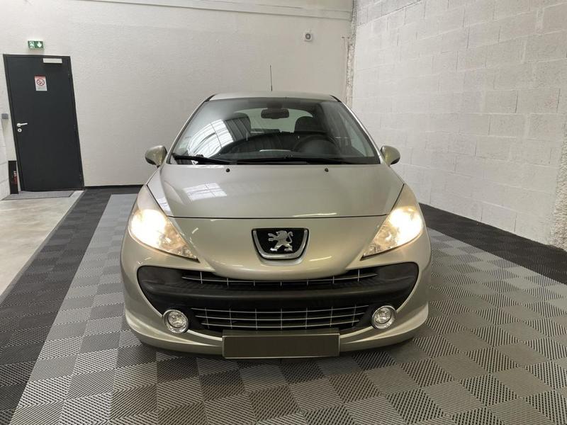 Peugeot 207 1.6 Hdi 110 Ch Premium Clim - Garantie 6 Mois