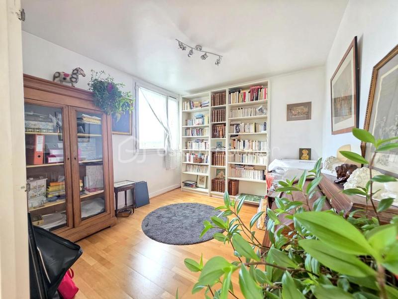 Appartement - 77 m² - 4 pièces