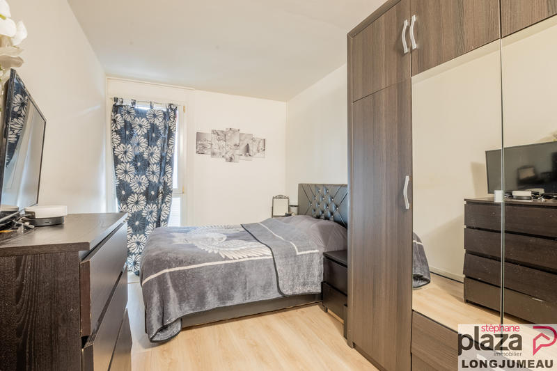 Appartement - 82 m² - 5 pièces