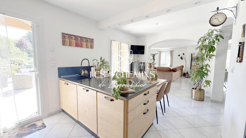 Villa - 140 m² - 4 pièces