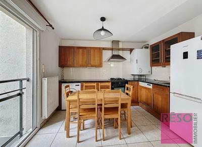 Appartement - 72 m² - 3 pièces