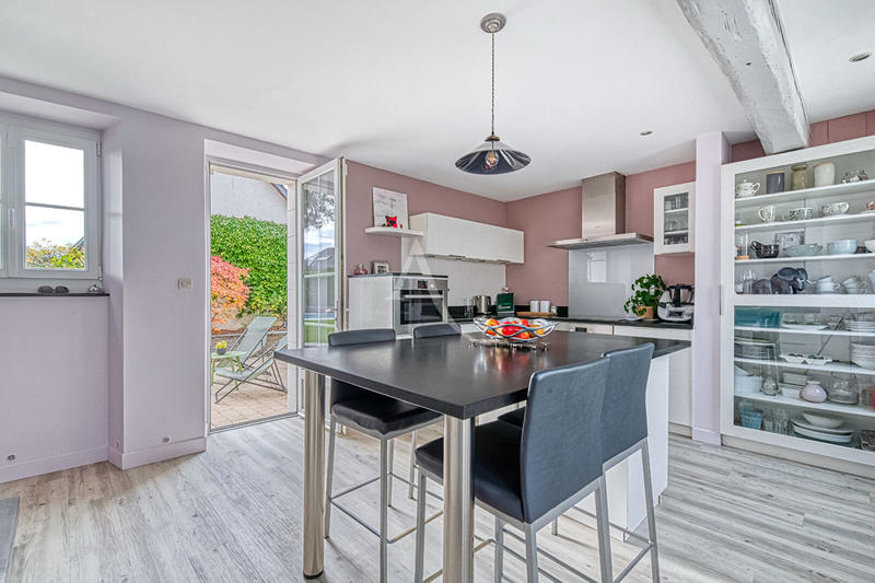 Maison - 190 m² - 7 pièces