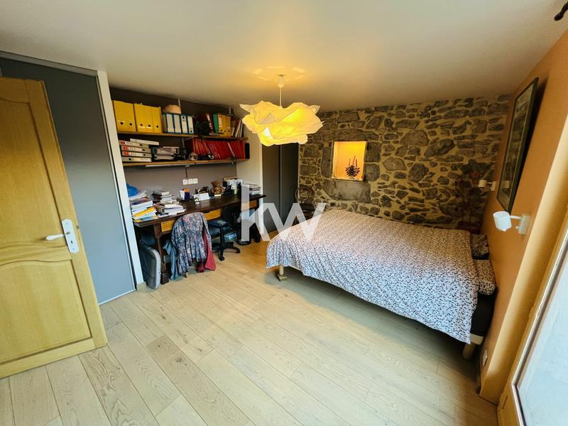 Appartement - 217 m² - 7 pièces