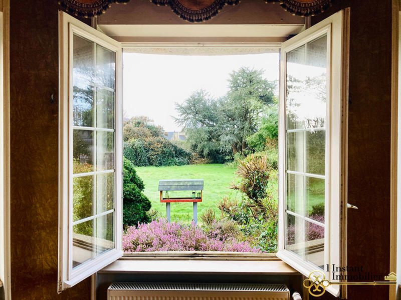 Maison - 206 m² - 8 pièces