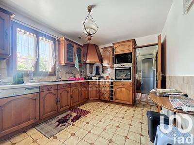 Maison - 121 m² - 7 pièces