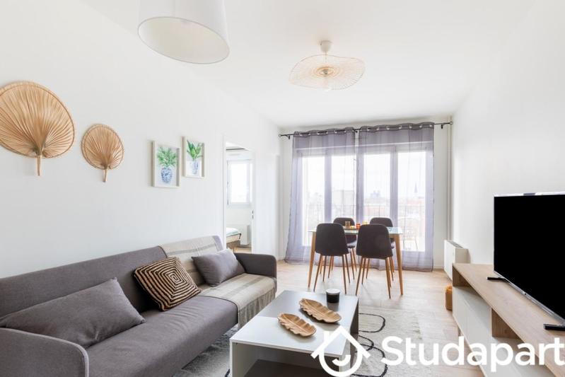 Chambre - 11 m² - 1 pièce