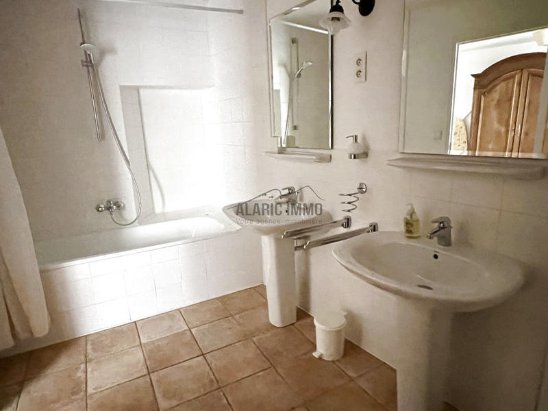 Maison de village - 125 m² - 7 pièces