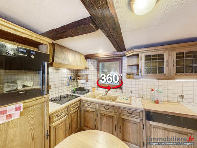 Maison traditionnelle - 140 m² - 7 pièces