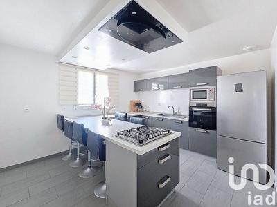 Maison - 190 m² - 8 pièces