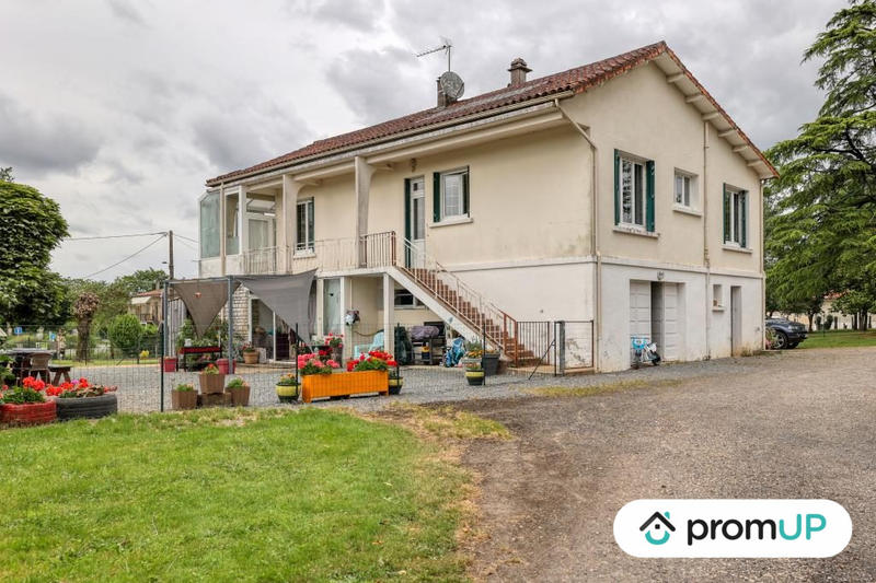 Maison traditionnelle - 210 m² - 6 pièces