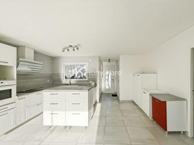 Maison - 82 m² - 3 pièces