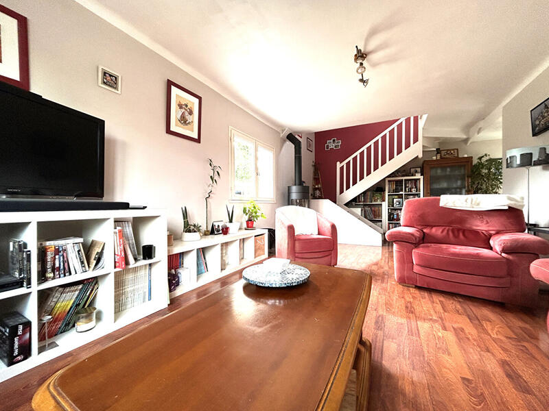 Maison - 102 m² - 5 pièces