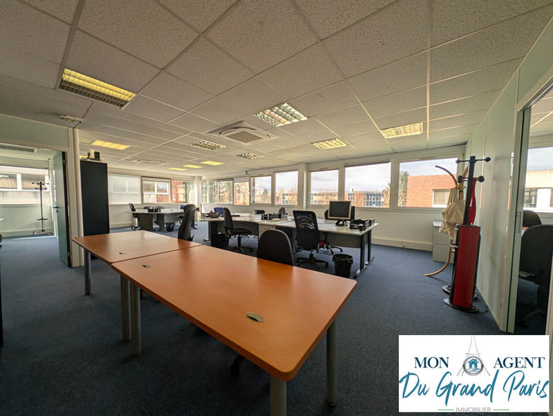 Bureau - 180 m² - 7 pièces
