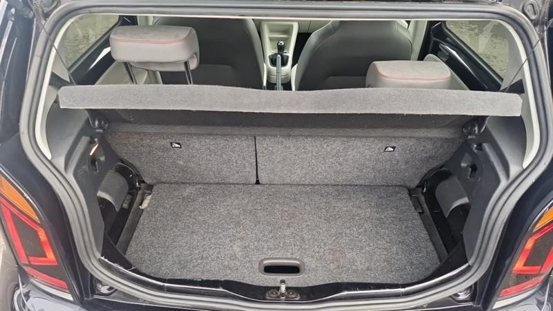 Volkswagen Up! 1.0 60 Up! Beats Audio