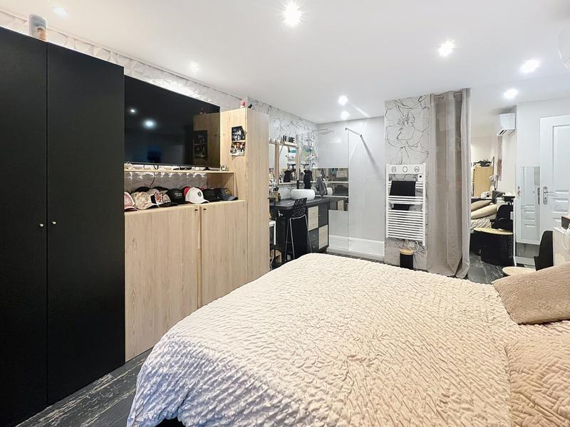 Appartement - 125 m² - 5 pièces