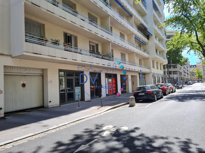 Parking / Garage - 11 m²