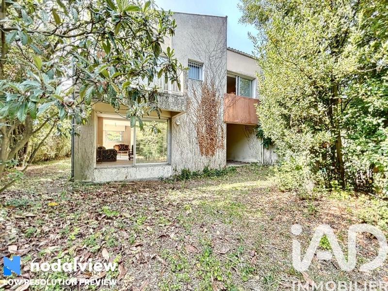 Maison de maîtres - 315 m² - 9 pièces