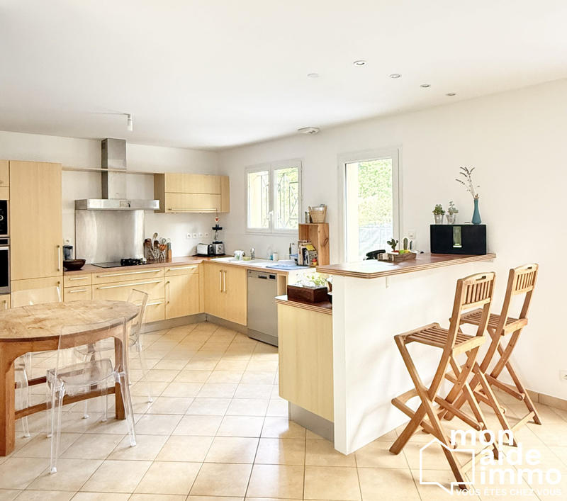 Maison - 160 m² - 6 pièces