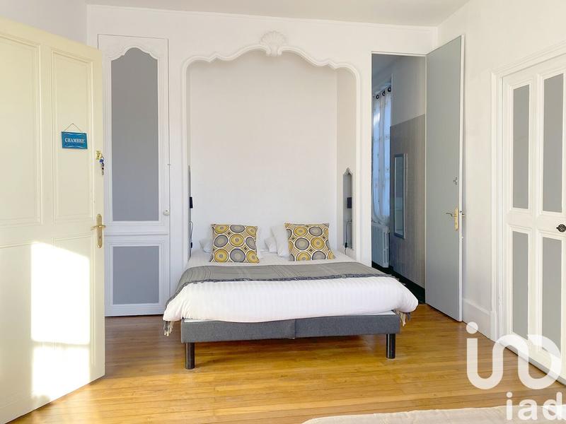 Maison de ville - 242 m² - 7 pièces