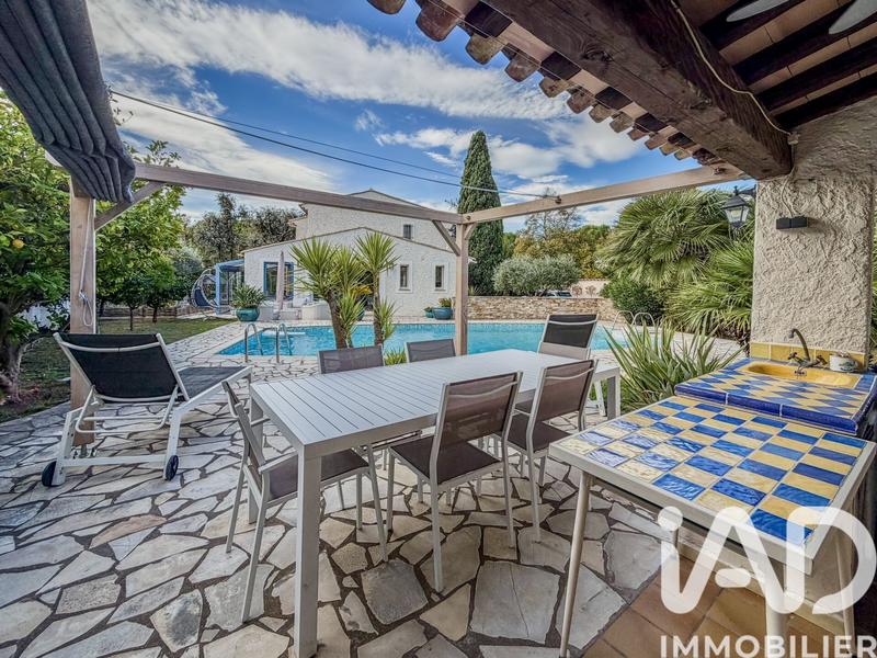 Maison - 140 m² - 6 pièces