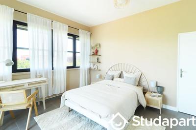 Chambre - 10 m² - 1 pièce