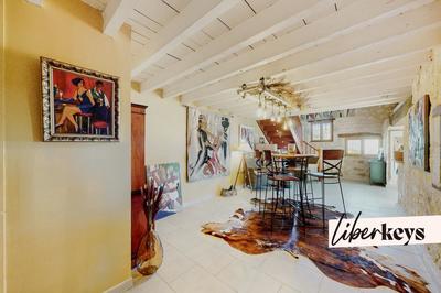 Maison en pierre - 201 m² - 6 pièces