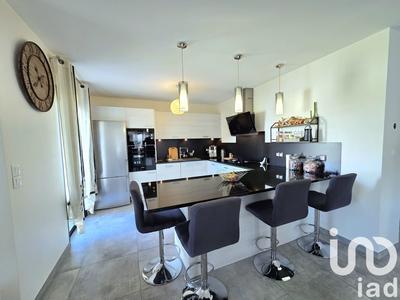 Maison - 122 m² - 4 pièces