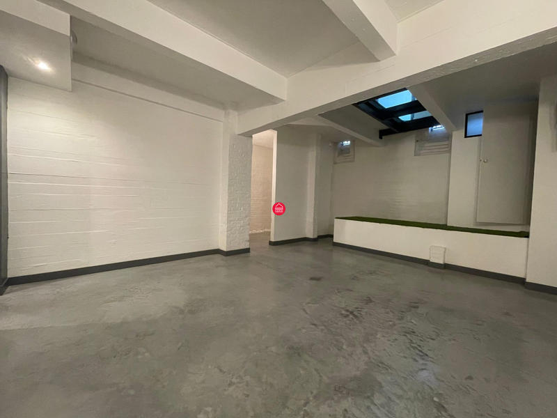 Loft - 77 m² - 3 pièces