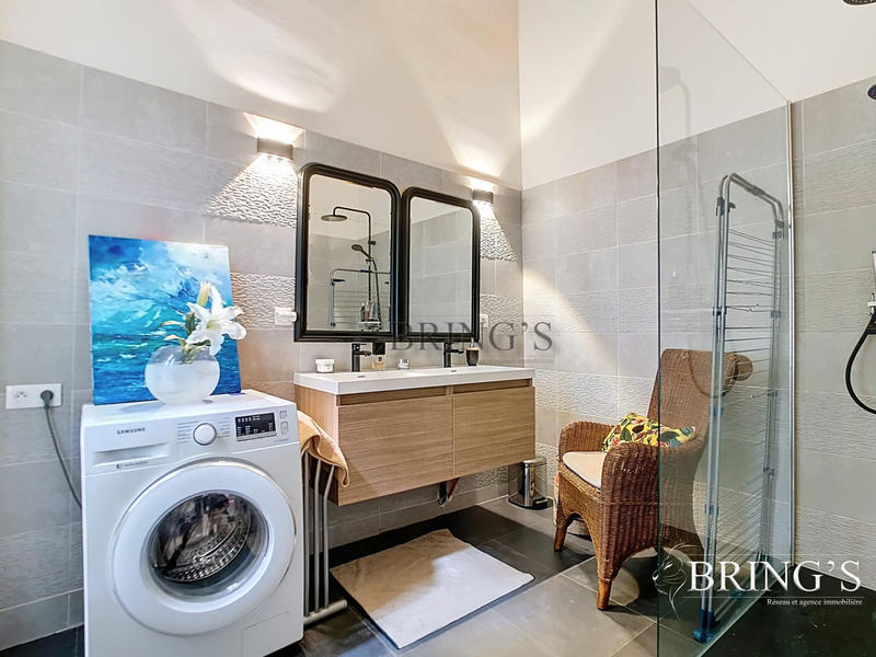 Appartement - 87 m² - 4 pièces