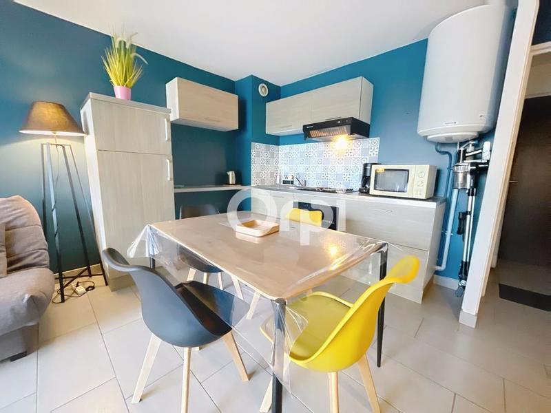 Studio - 25 m² - 1 pièce