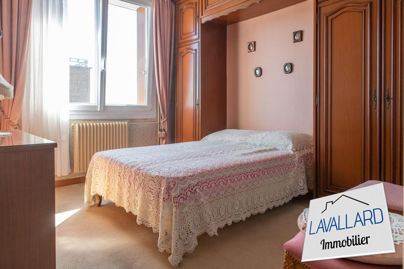 Appartement - 72 m² - 5 pièces