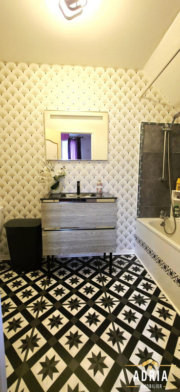 Maison - 161 m² - 7 pièces