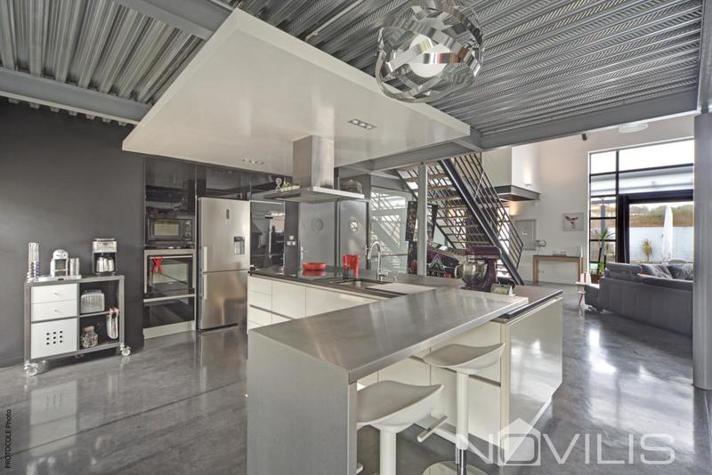 Maison - 210 m² - 5 pièces