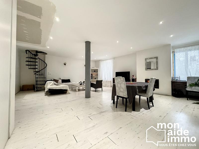 Maison ancienne - 166 m² - 6 pièces