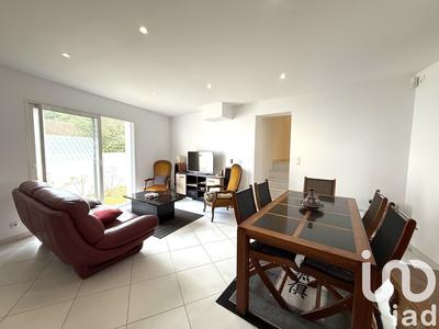 Maison - 93 m² - 4 pièces