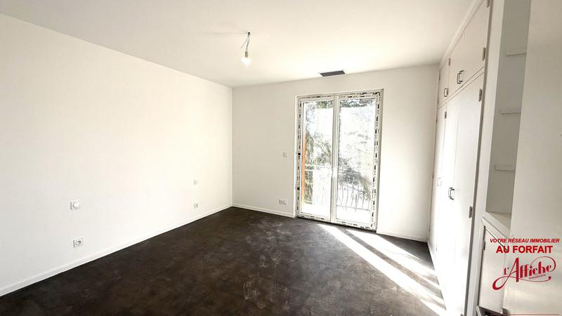 Appartement - 115 m² - 4 pièces