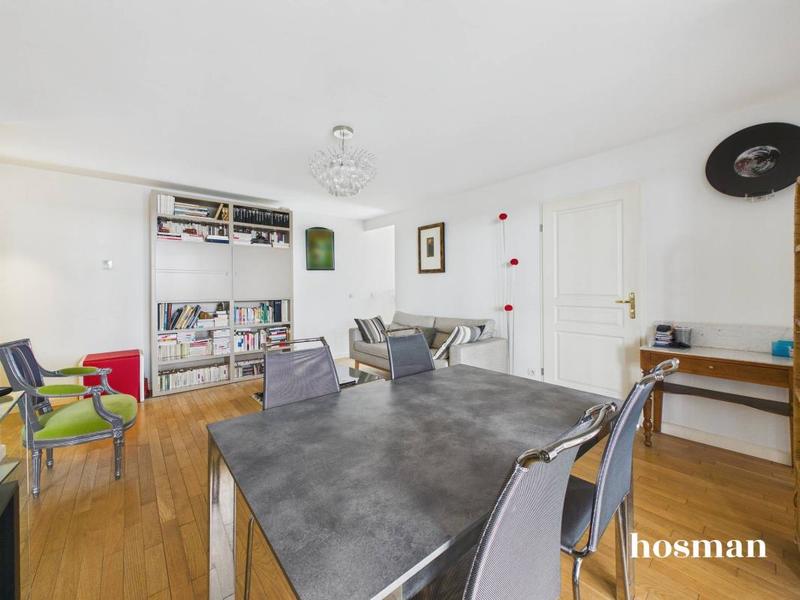 Appartement - 82 m² - 4 pièces