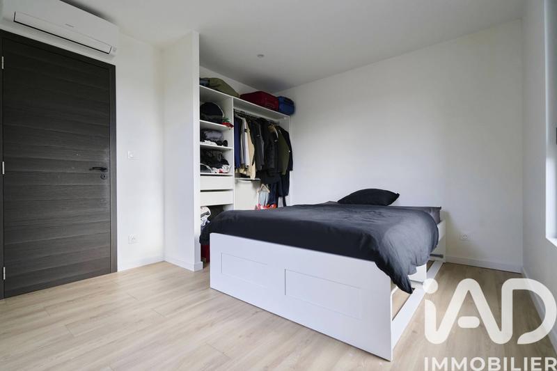 Maison - 210 m² - 6 pièces